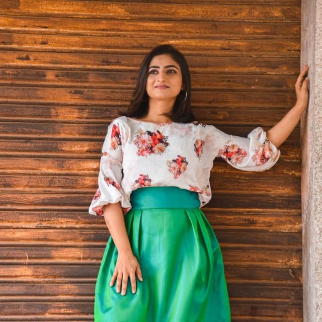 White Top & Rama skirt 