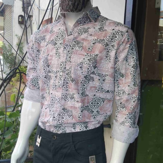 White, Reddish-Brown, Black Shirt