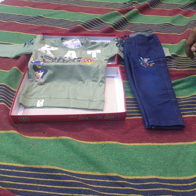 Green and Blue T-shirt and Jeans Set