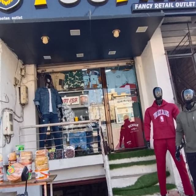 Toofan fancy retail outlet 