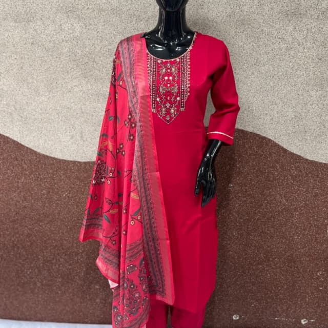 rani Salwar Suite