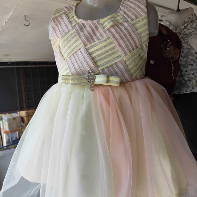 Girls frock