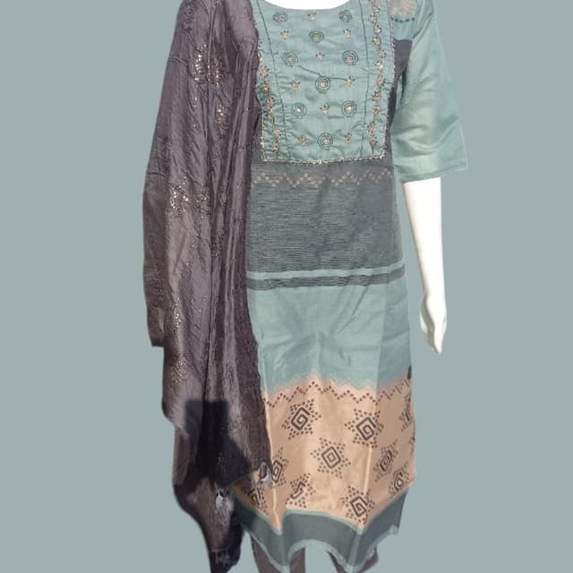 3 pis pair with heavy duppata and work