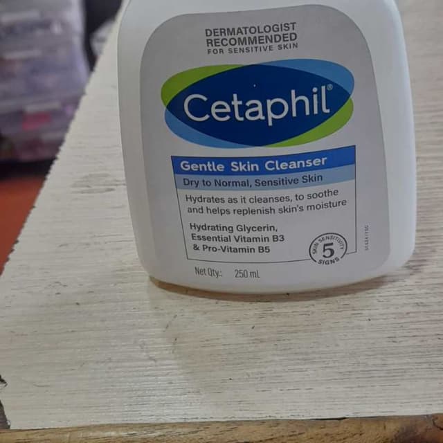 White, Blue, Green Skin Cleanser