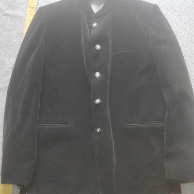 Velwet jodhpuri