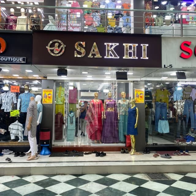 Sakhi for female