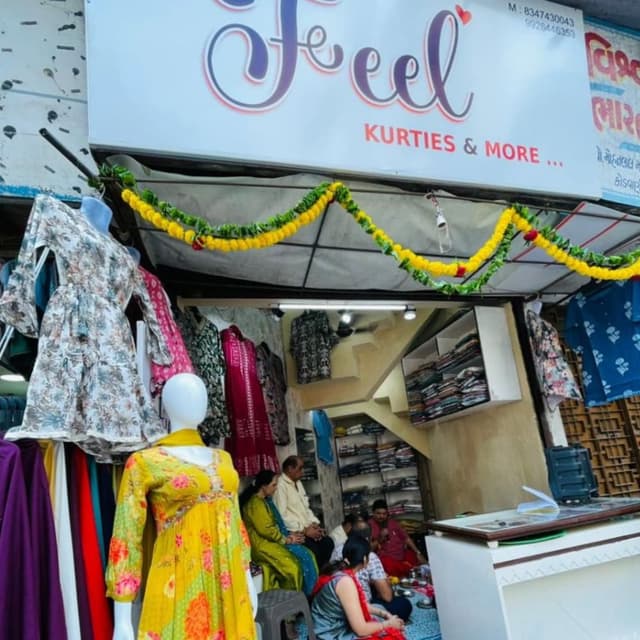 FEEL KURTIS DERSSES & MORE 