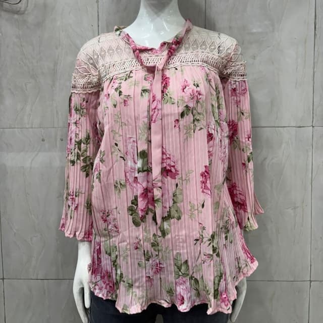 Ladies Top free size 