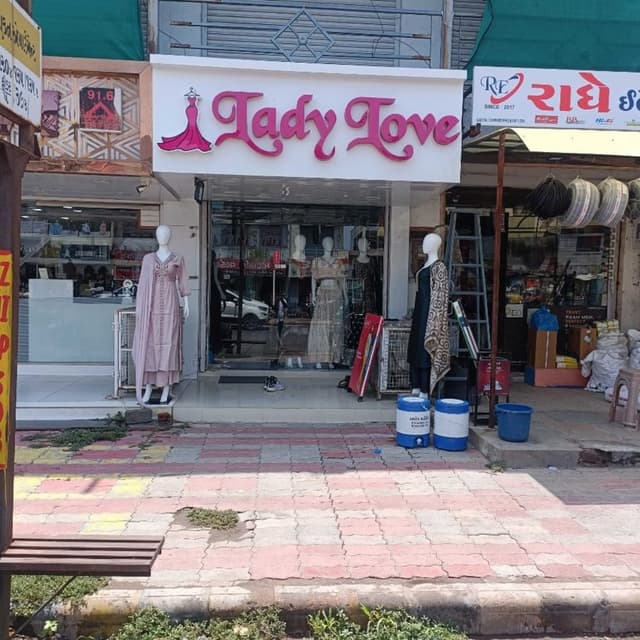 LADY LOVE
