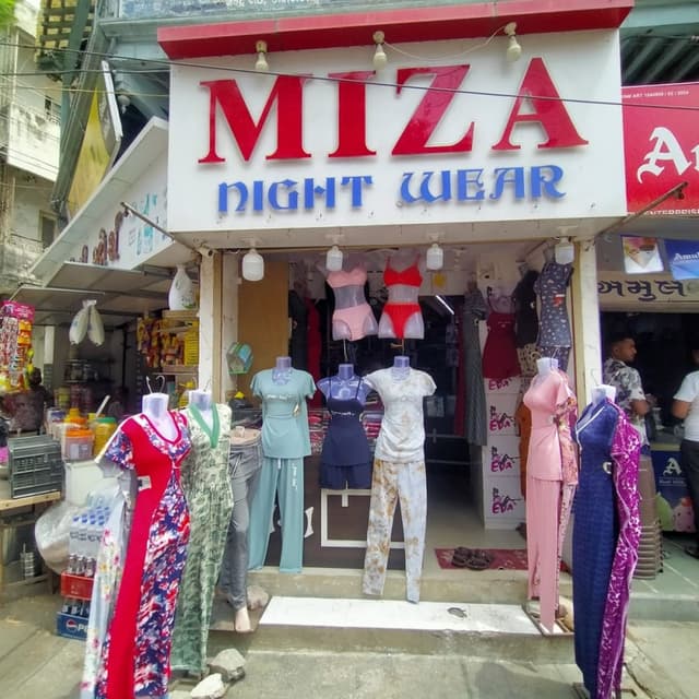 Miza night wear 