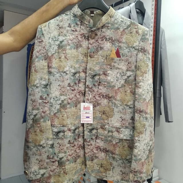 Jodhpuri suit