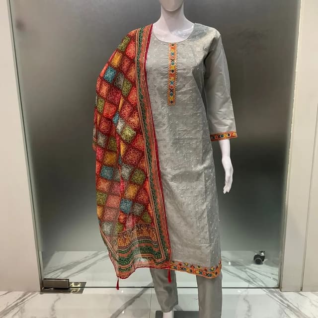 Salwar Suite