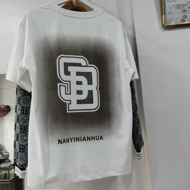 White Tshirt