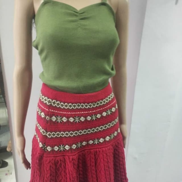 Red, green, white, brown Skirt and top set