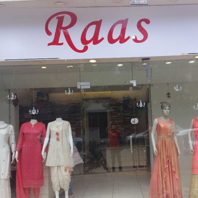 Raas boutique 