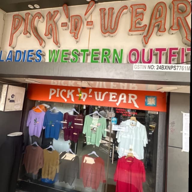 PICK N WEAR
