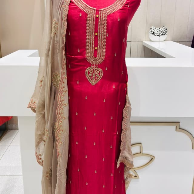 Salwar Suite