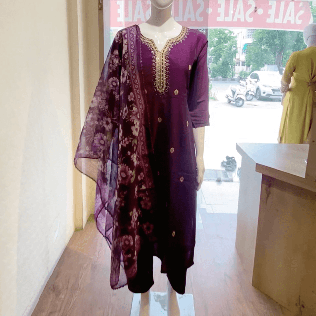 Salwar Suite