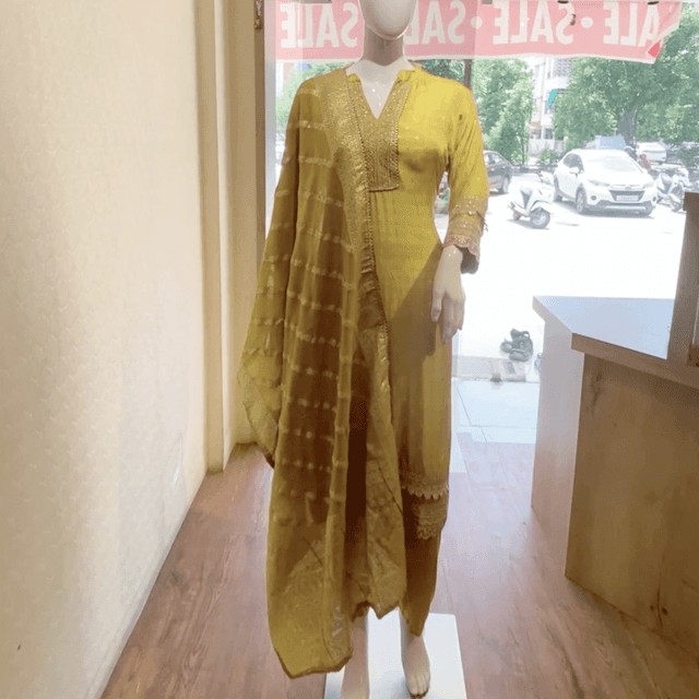 Salwar Suite