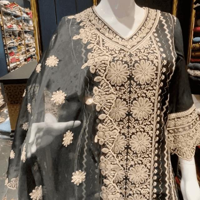 Salwar Suite