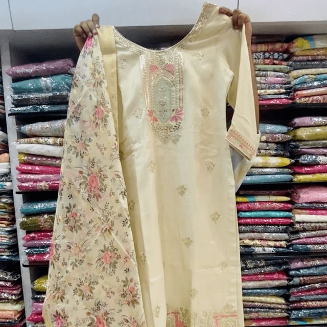 Salwar Suite