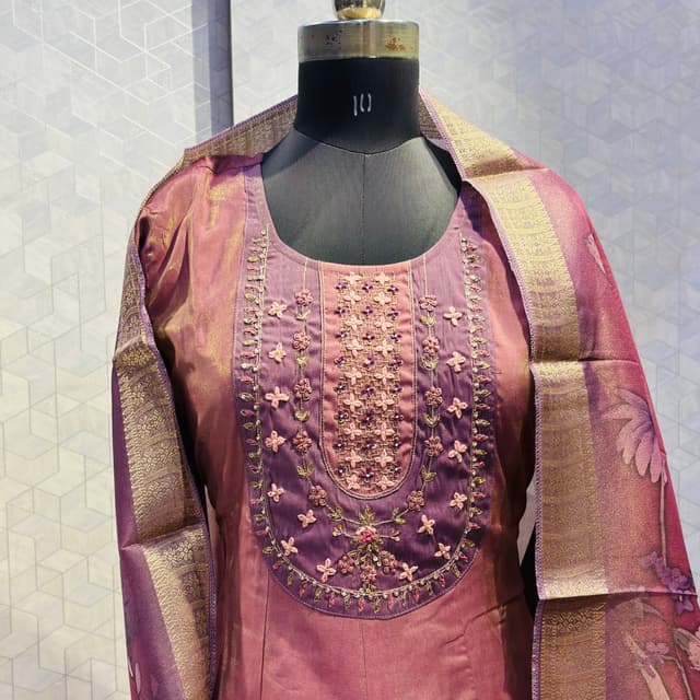 Salwar Suite