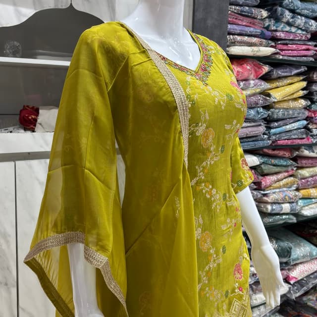 Salwar Suite