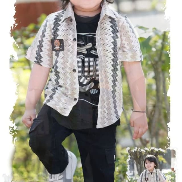 Beige, Black, White Shirt, T-shirt, Pants
