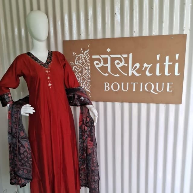 Red Salwar Suite