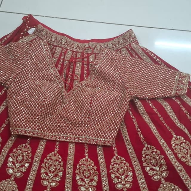 Red Salwar Suite