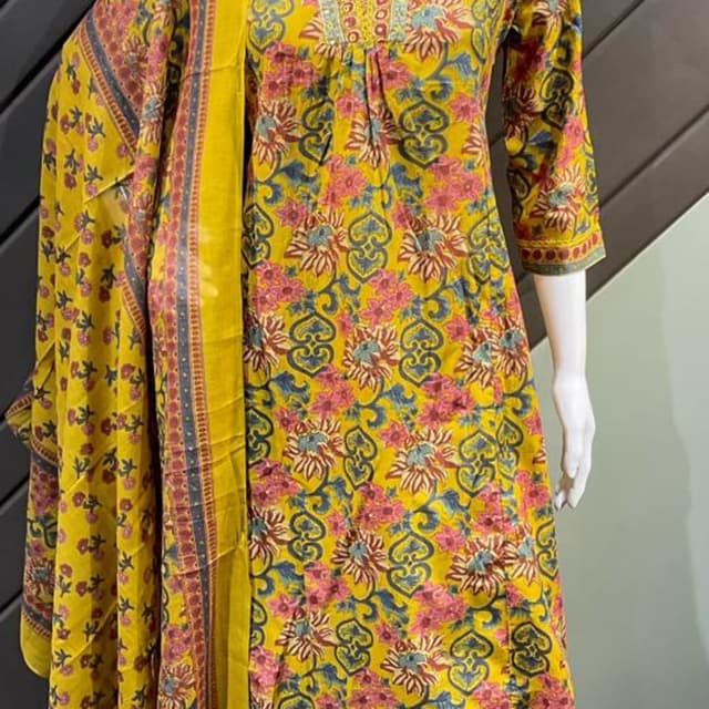 Salwar Suite