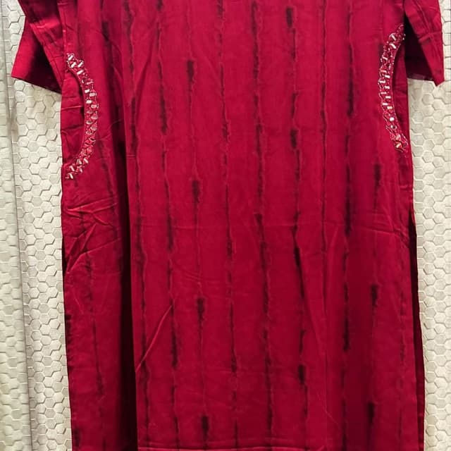 Red Kurta