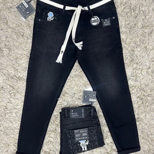 Black Jeans