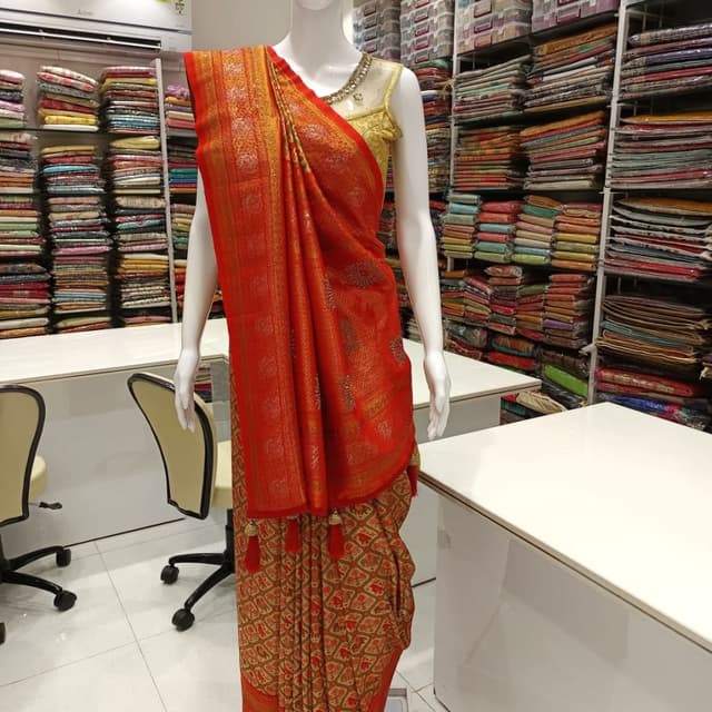Saree