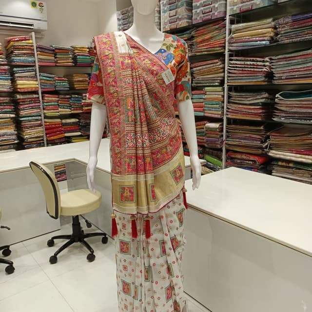 Saree