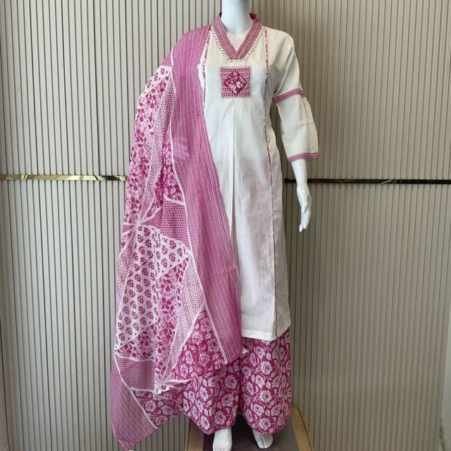Salwar Suite
