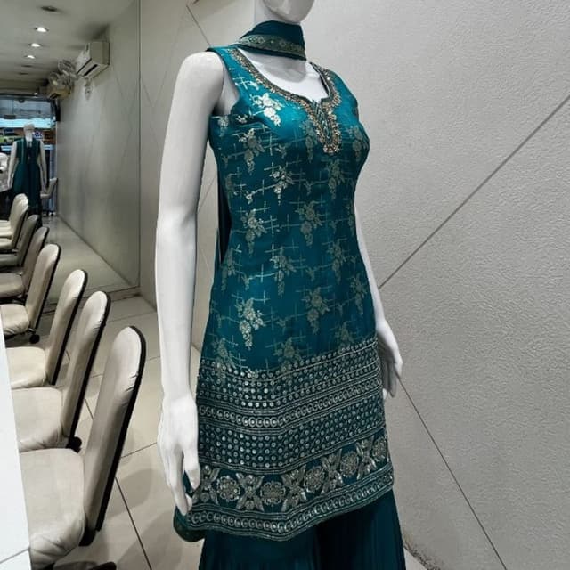 Salwar Suite