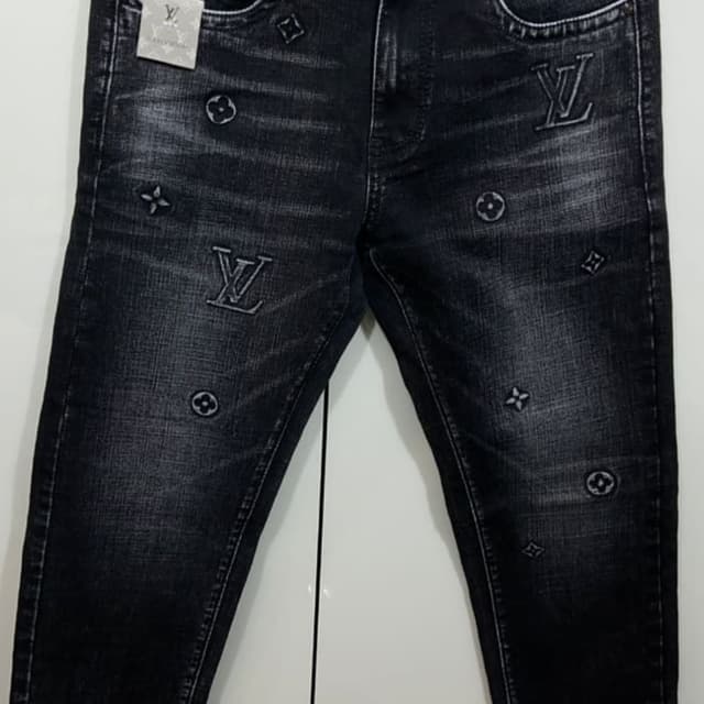 Black and Gray Jeans