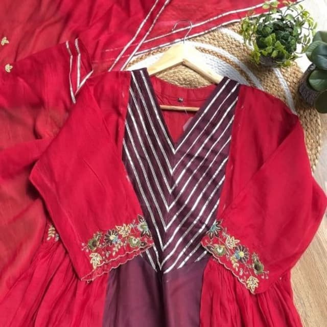 Red, Burgundy, White, Gold Kurta with Dupatta