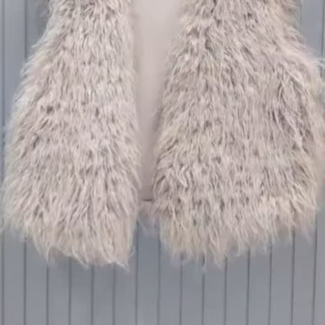 Light grey and off-white Vest