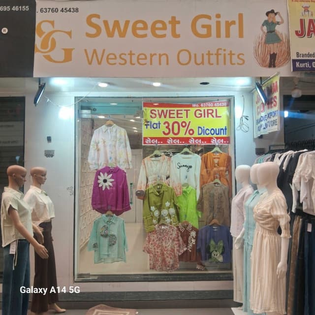 Sweet girl Western outfits 