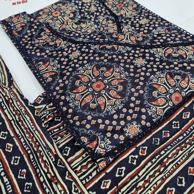 Navy blue, red, cream/off-white Scarf or Shawl
