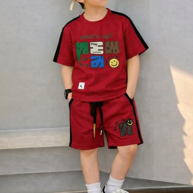 Red, Black, Beige, Multicolor prints T-shirt and Shorts Set