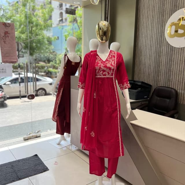 Red and White Kurta Set