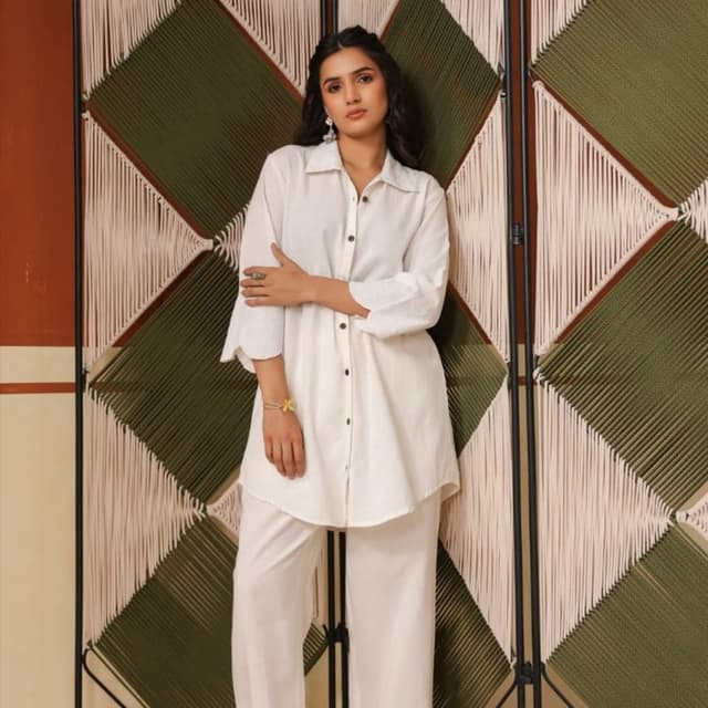 Off-white Kurti and Pants Set