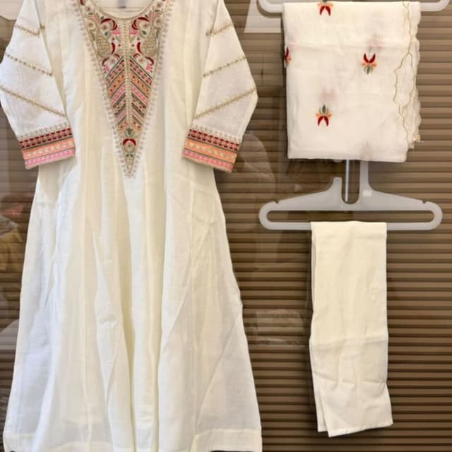 Off-white, Pink, Gold, Green Salwar Kameez Set