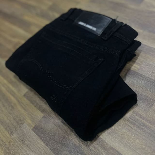 Black Jeans