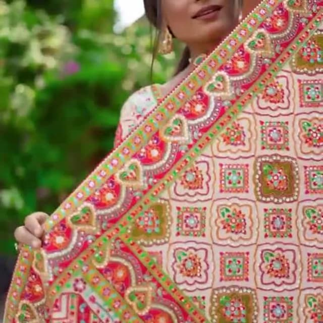 Off-white, Pink, Red, Green, Gold, Orange Saree