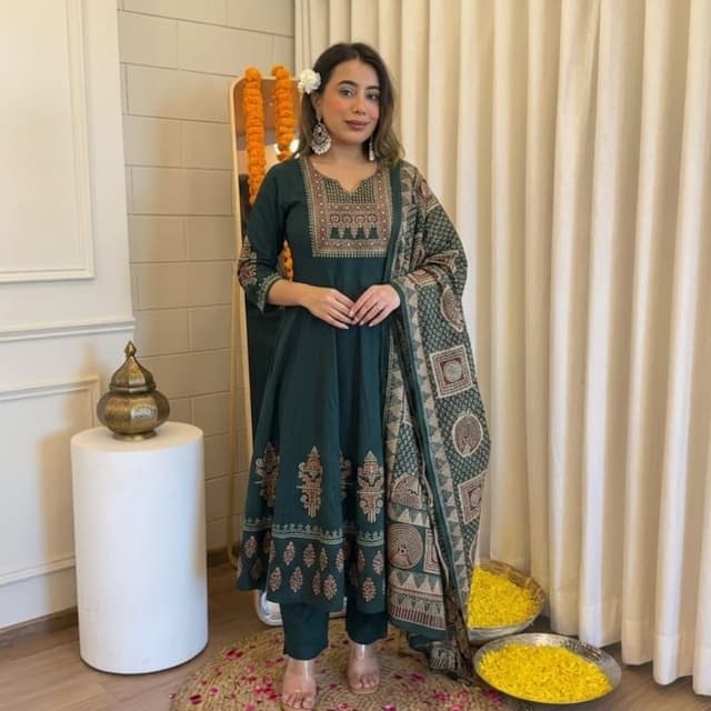 Deep forest green, rust orange, and beige Kurta Set with Dupatta