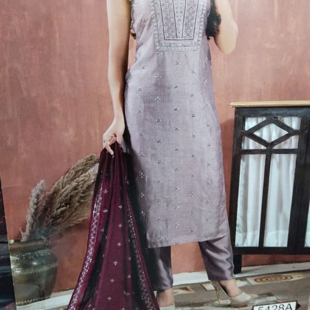 Mauve-grey and deep plum Salwar Kameez Set